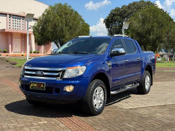 FORD RANGER 3.2 LIMITED 4X4 CD 20V DIESEL 4P AUTOMÁTICO